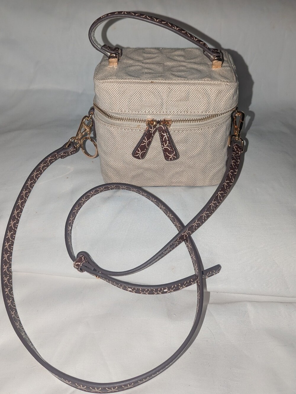 Original Cloe Mini Crossbody Monogram Canvas Bag Contemporary  Mexican Fashion